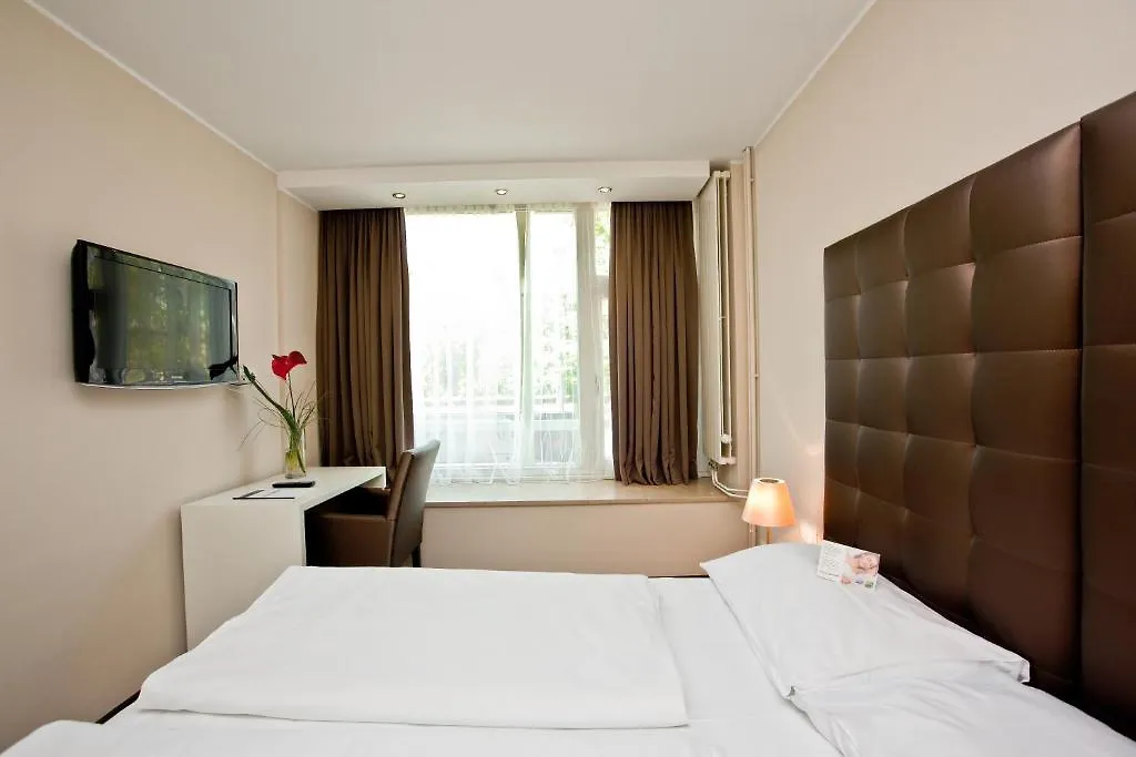 Pakat City Hotel Viena