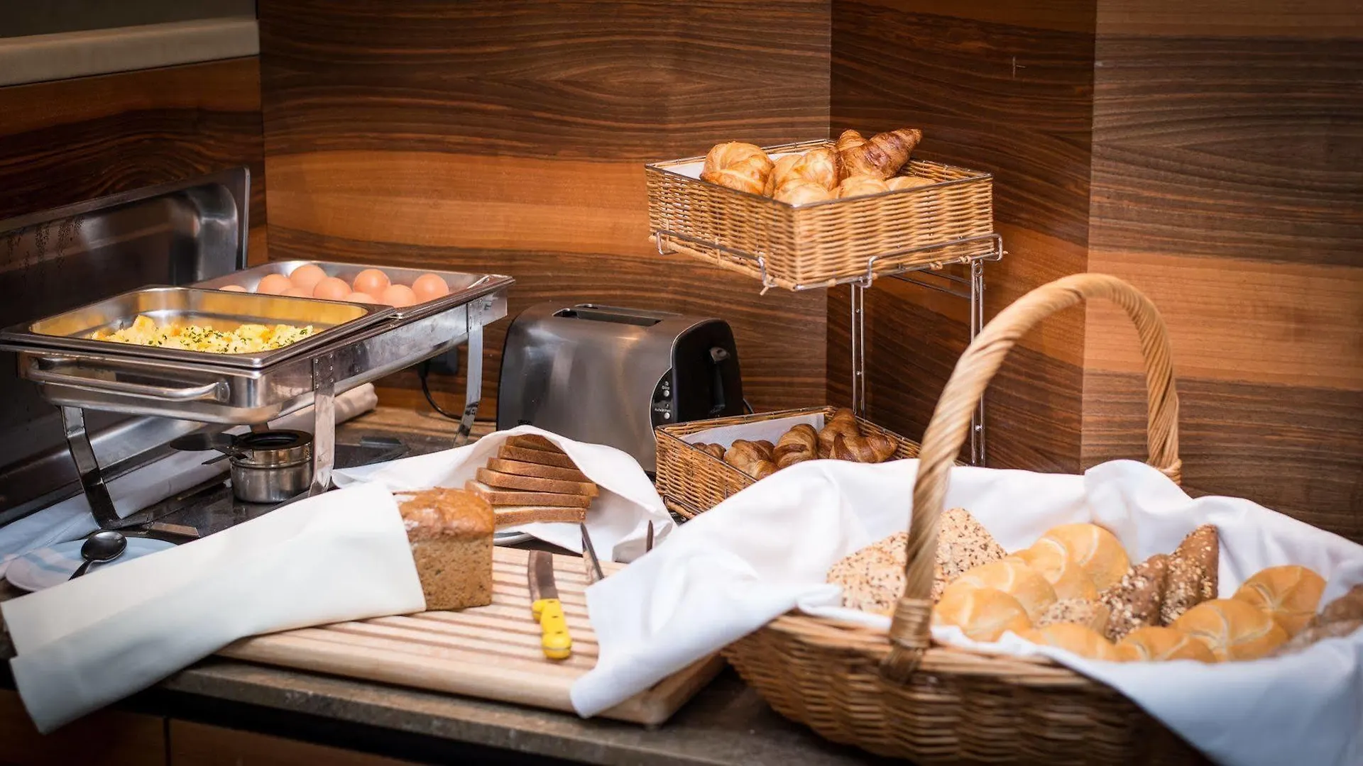 Pakat City Hotel Viena 3*,  Austria